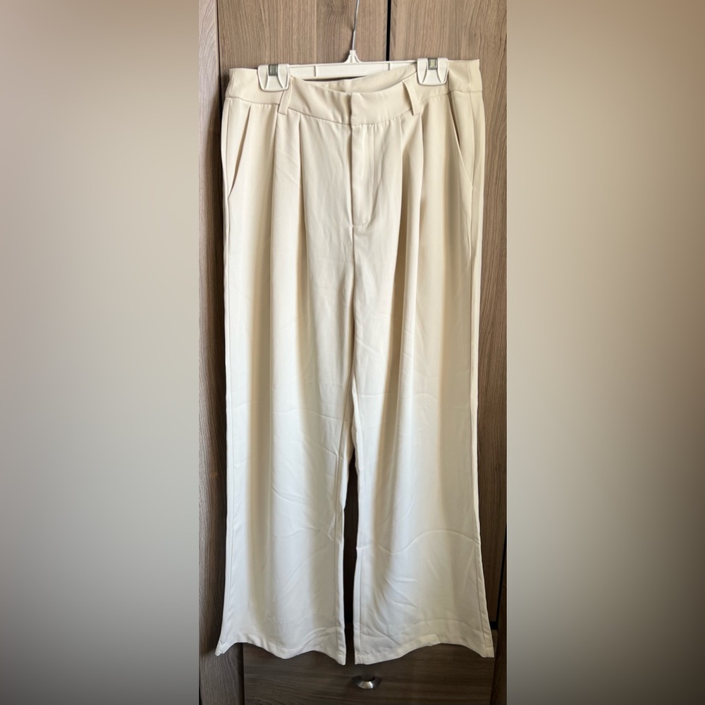 SHEIN Cream Wide-Leg Pleated Trousers
